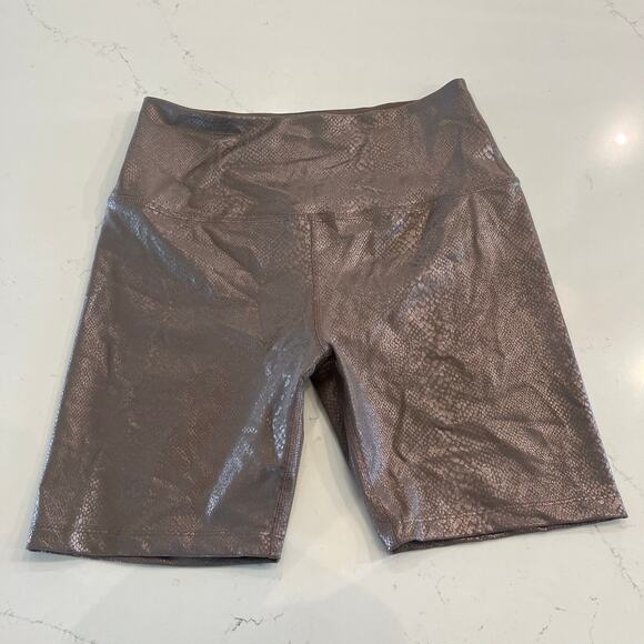Beyond Yoga Viper Biker Shorts in Mocha‎ Viper Size Large - Picture 1 of 8